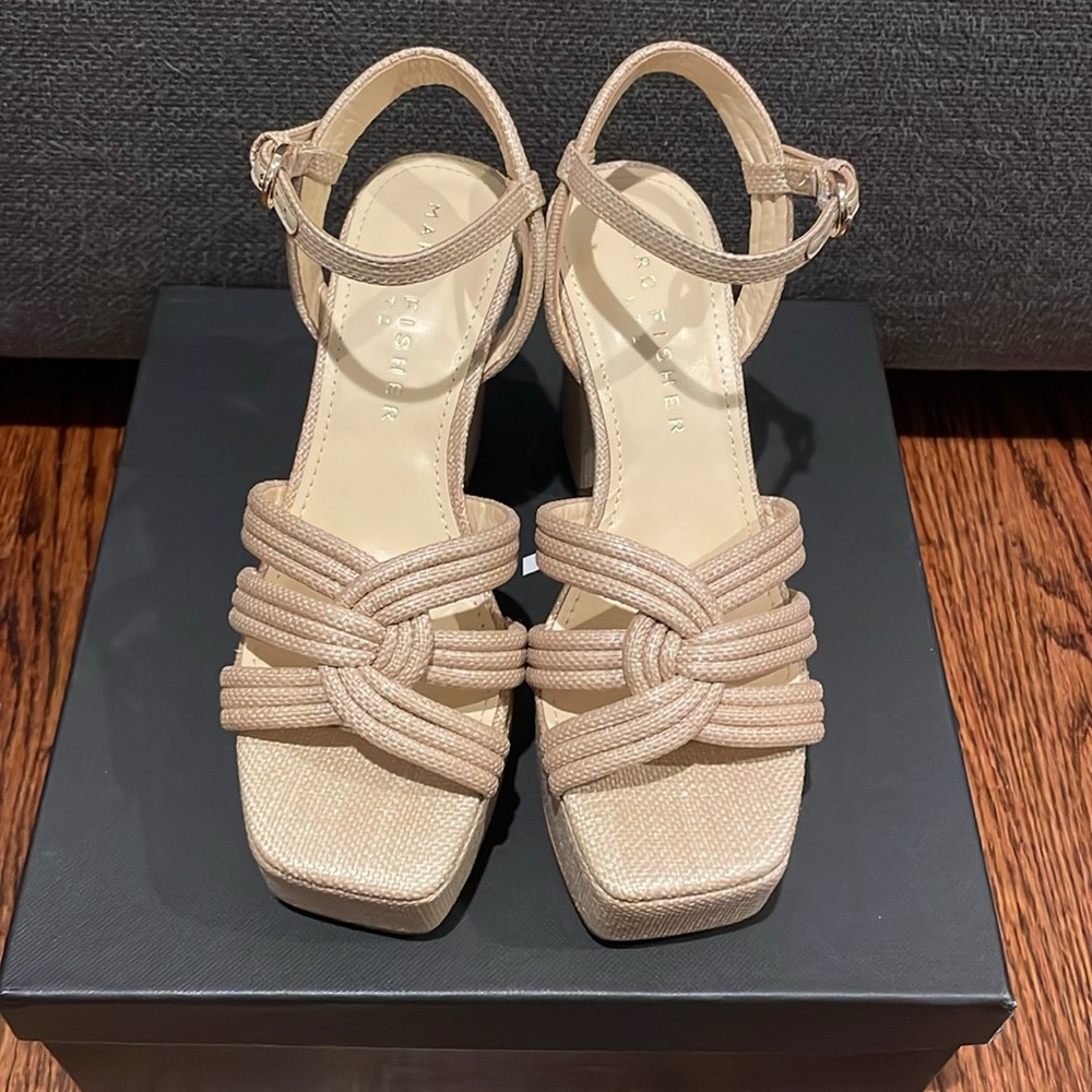 Marc Fisher LTD CAIRO Platform Sandal, Size 5, NWT - Picture 2 of 4